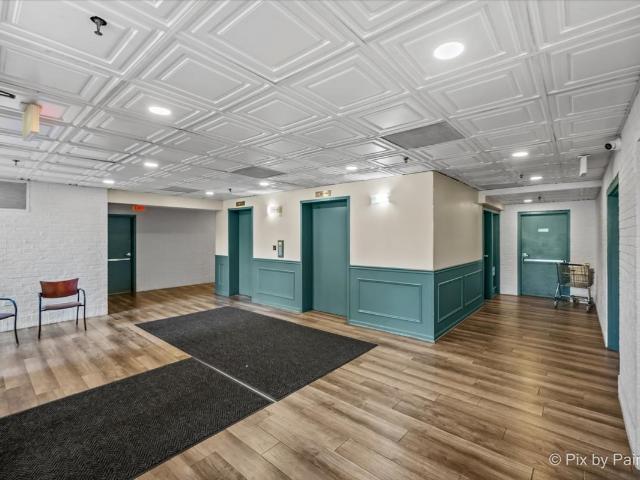 Condo for sale in Illinois Park, Elgin