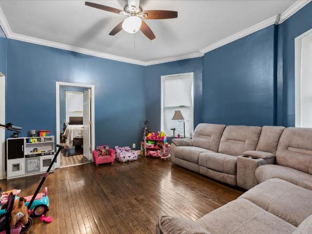 House for sale in Chicago Park, Illinois