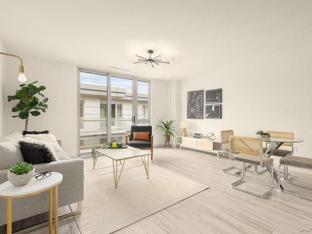 Condo for sale in Queens, Arverne