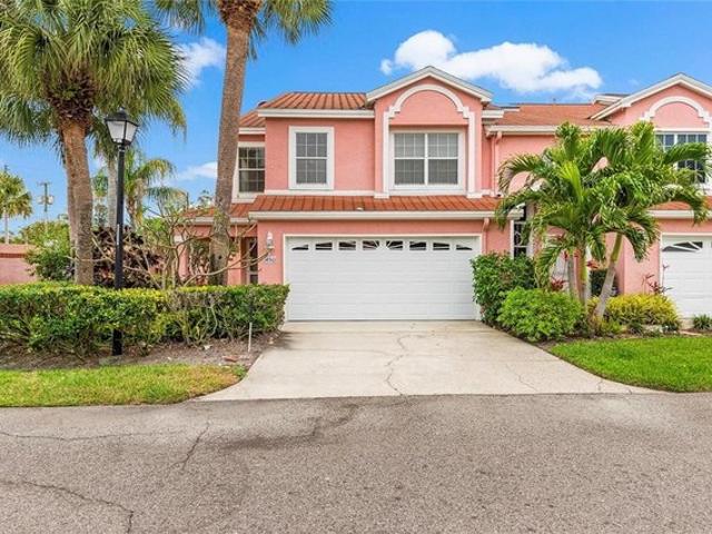 Townhouse for sale in Seminole, Florida