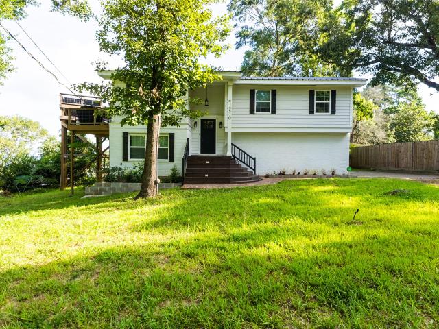 House for sale in Willis, Montgomery County