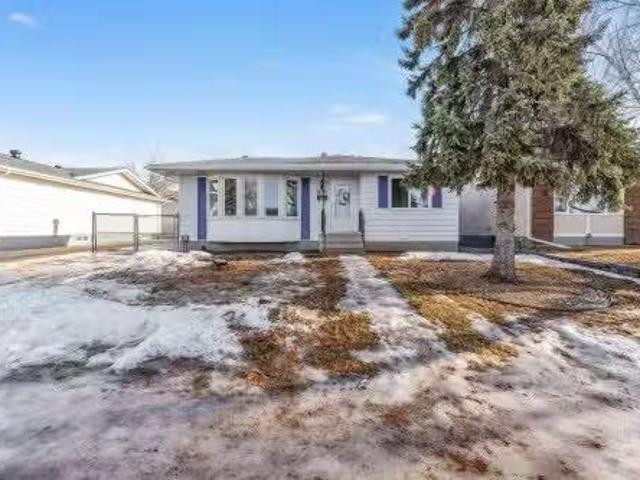 House for sale in Wedgewood, Alberta