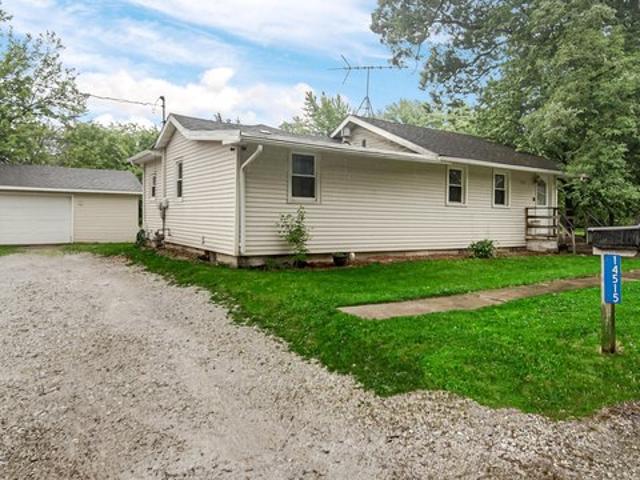 House for sale in Cedar Lake, Indiana