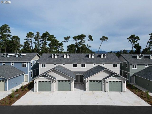 Townhouse for sale in Florence, Lane County