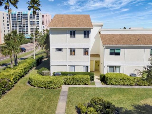 Condo for sale in Clearwater Beach, Clearwater