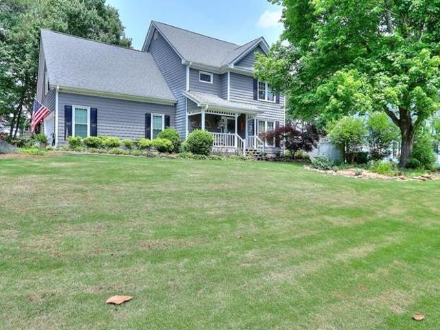 House for sale in Grayson, Georgia
