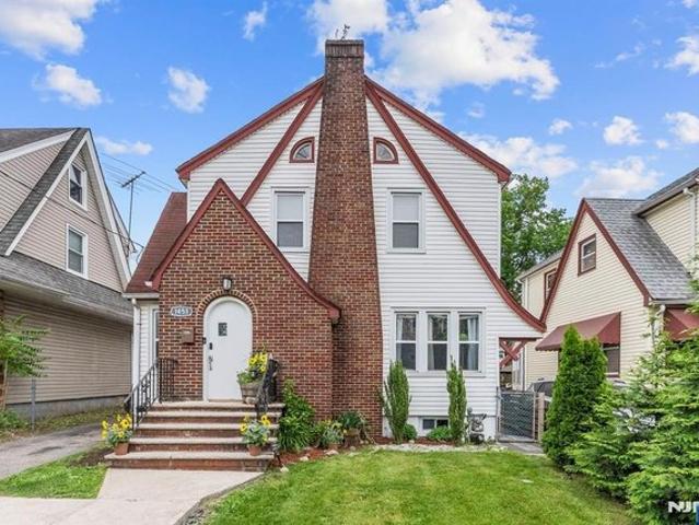 House for sale in Hillside, New Jersey