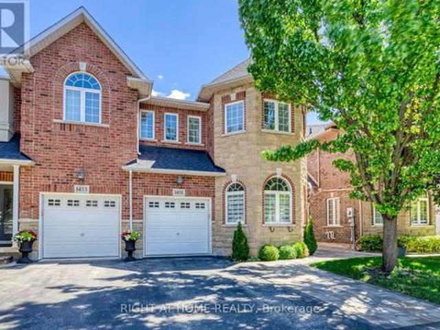 House for sale in Burlington, Ontario