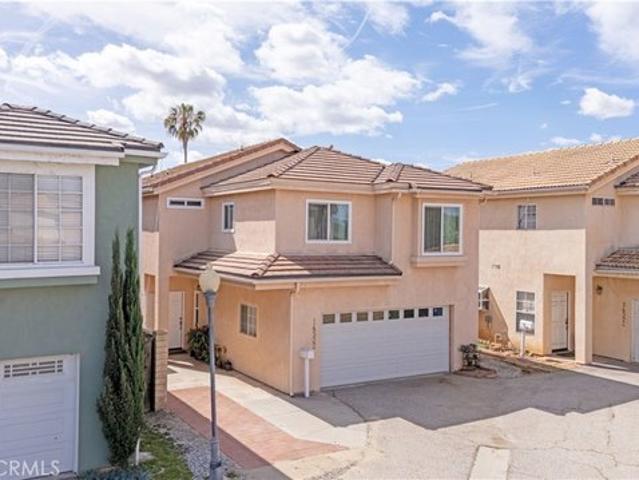 Condo for sale in San Fernando, California