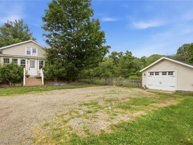 House for sale in East Claridon, Ohio