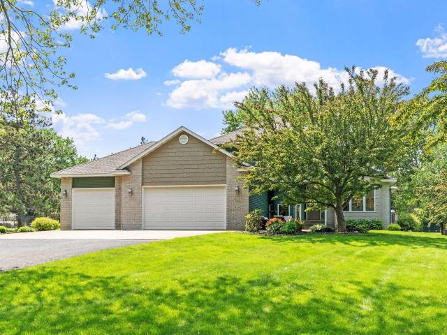 House for sale in Big Lake