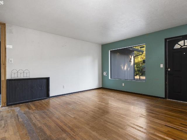 House for sale in Fair Oaks, Milwaukie