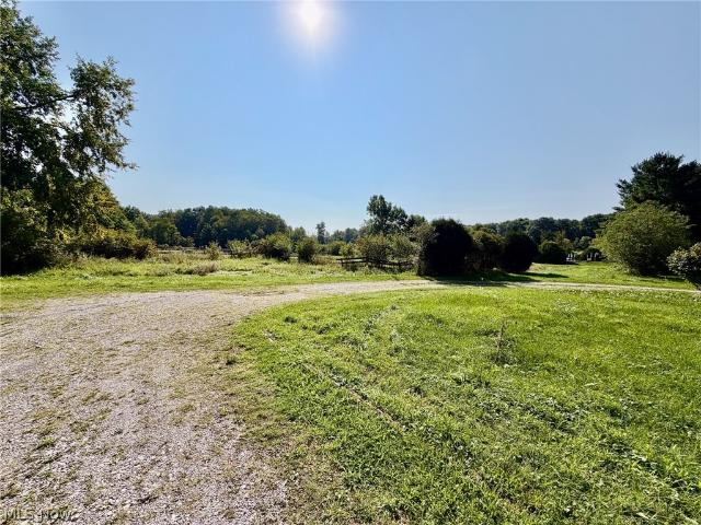 House for sale in Newbury, Ohio