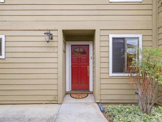 Condo for sale in Saratoga, California