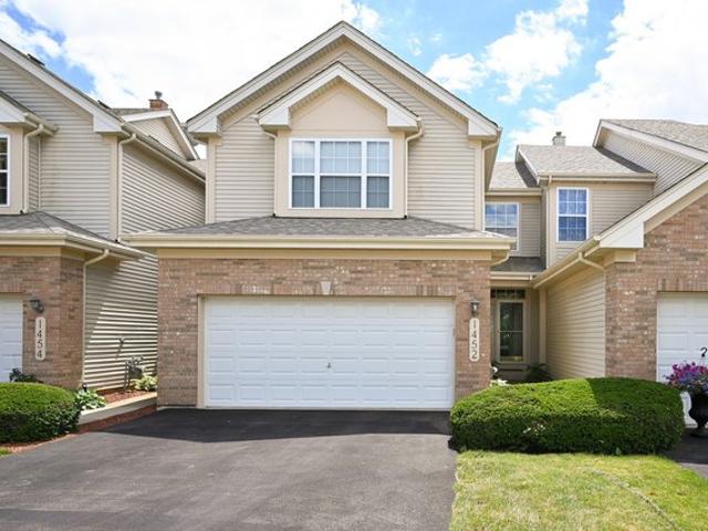 Townhouse for sale in Bartlett, Illinois
