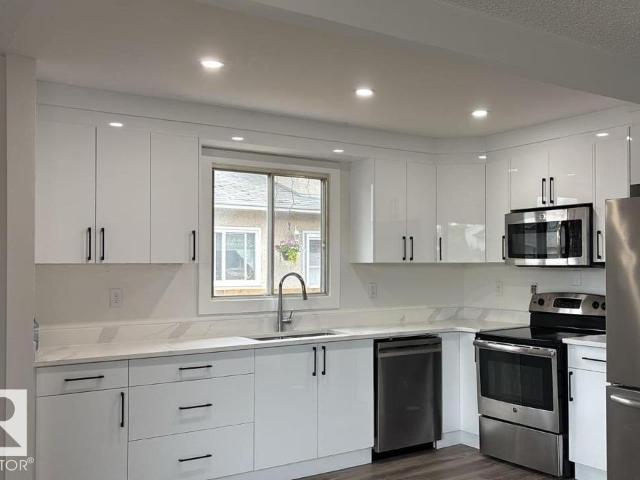 House for sale in Wedgewood, Alberta