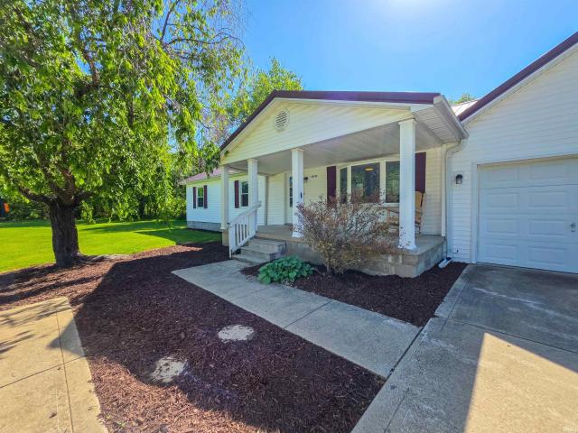 House for sale in Jasonville, Indiana