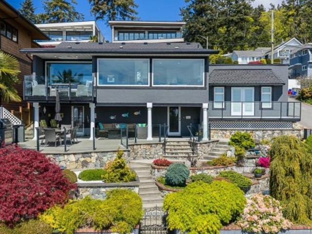 House for sale in White Rock, British Columbia
