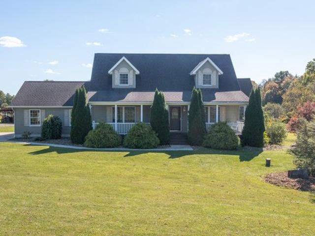 House for sale in Waterford, Erie County