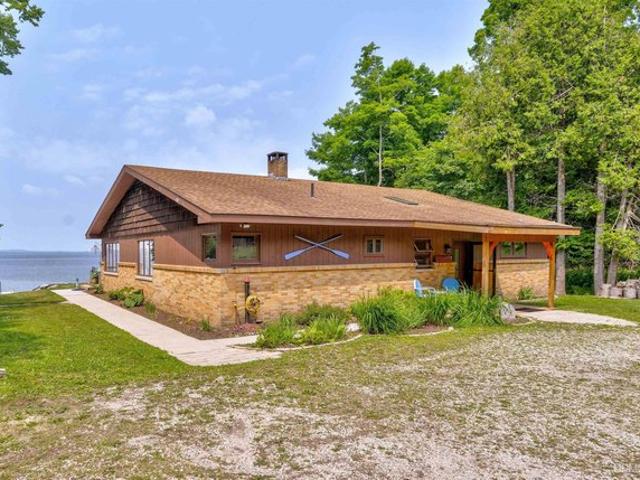 House for sale in Manistique, Michigan