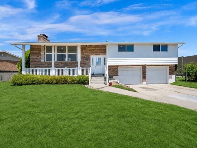House for sale in Clearfield, Utah