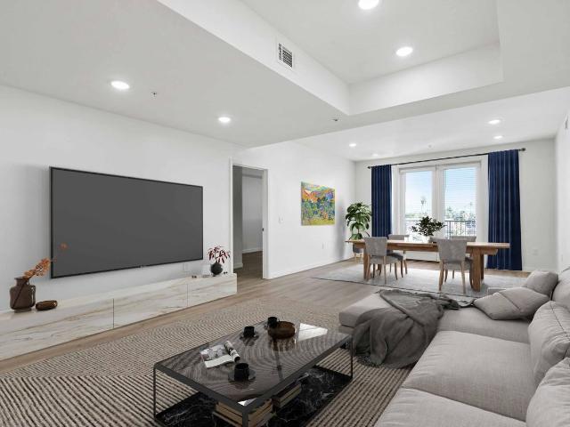 Apartment for rent in Van Nuys Neighborhood Council District, Canoga Park