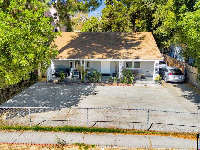 House for sale in Van Nuys Neighborhood Council District, Canoga Park