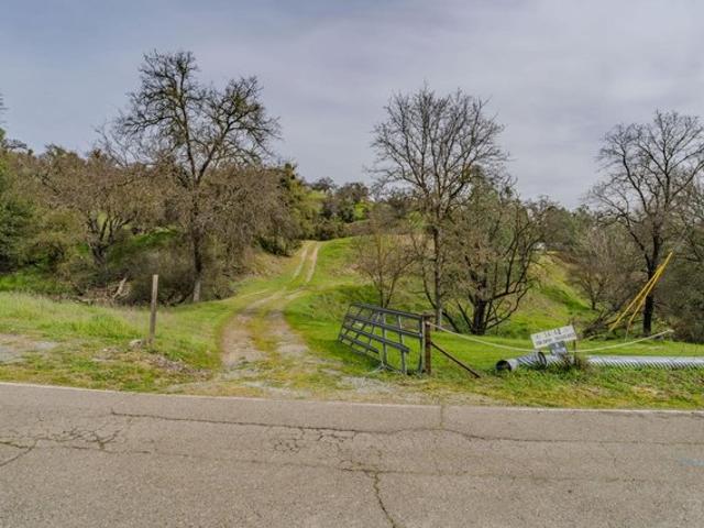 Land for sale in Amador City, California