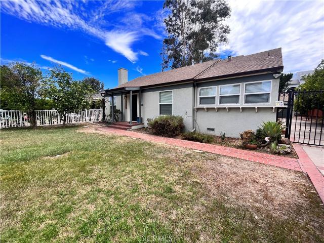 House for sale in Van Nuys Neighborhood Council District, Canoga Park
