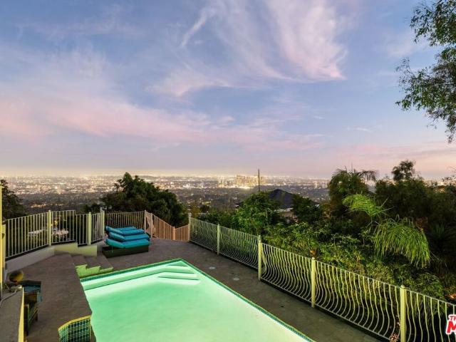 House for sale in Canoga Park, California