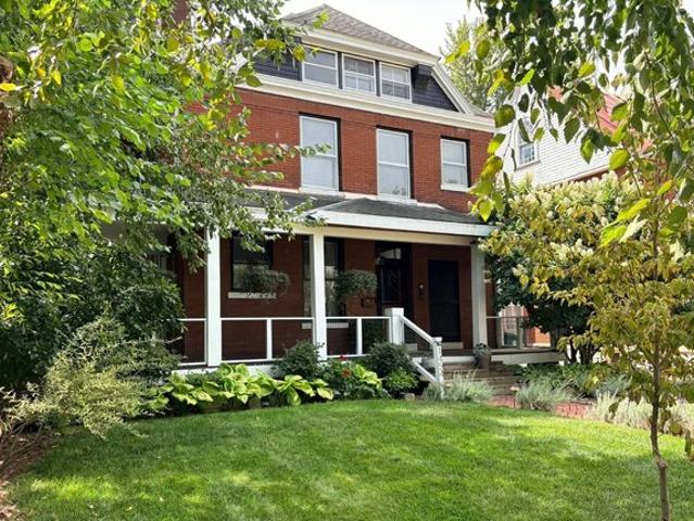House for sale in Quincy, Adams County