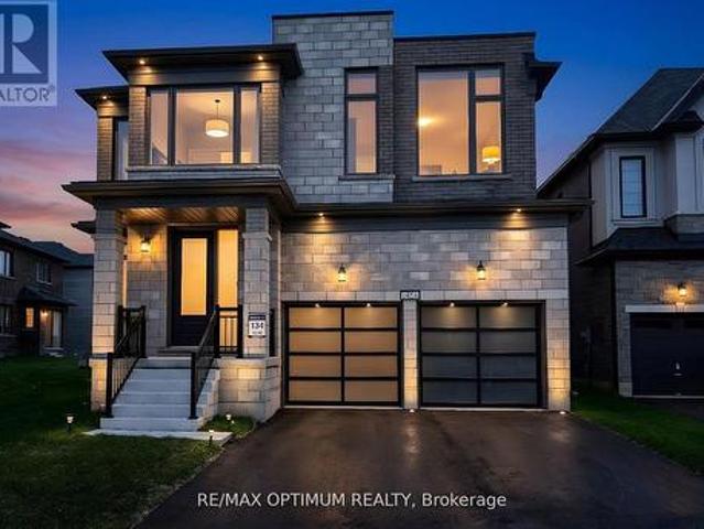 House for sale in Woodstock, Ontario