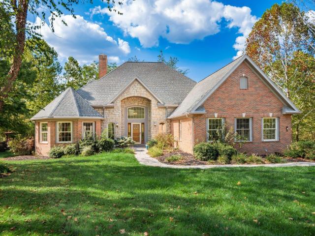 House for sale in Logan, Ohio