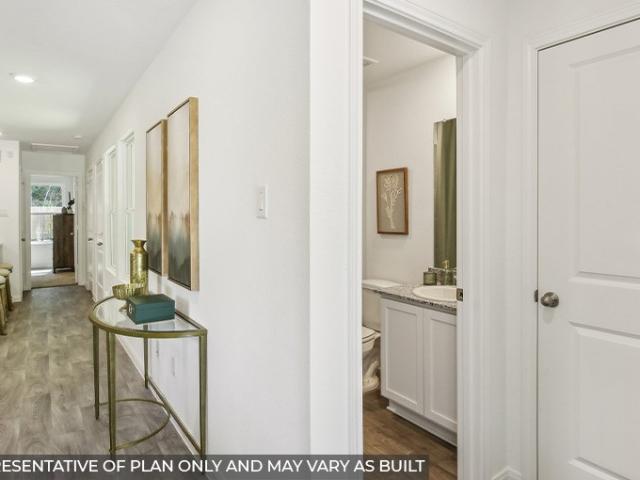 House for sale in Willis
