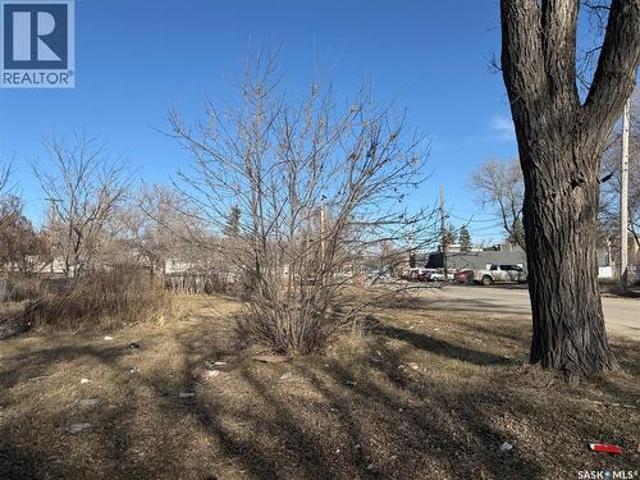 Land for sale in Belvedere, Regina