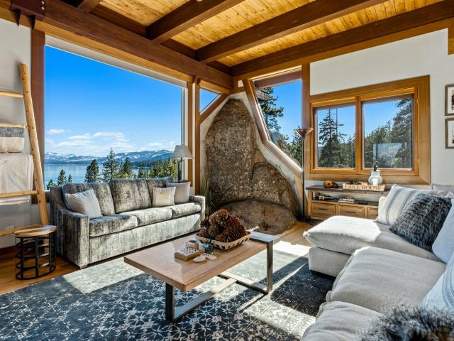 House for sale in Tahoe City House for sale in Tahoe City