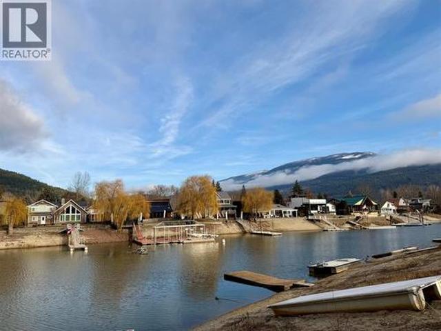 Property for sale in Sicamous, British Columbia