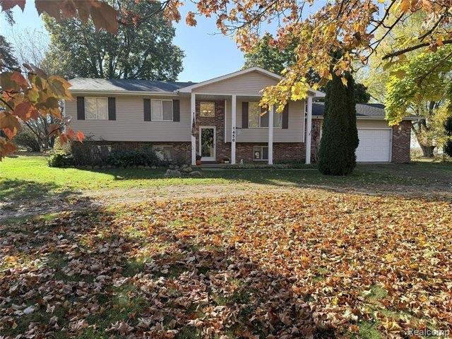 House for sale in Lapeer, Lapeer County