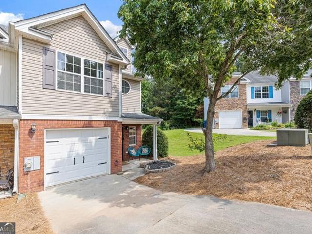 Townhouse for sale in Winder, Georgia