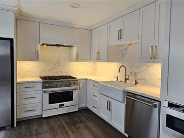 Condo for sale in Manhattan Beach, California