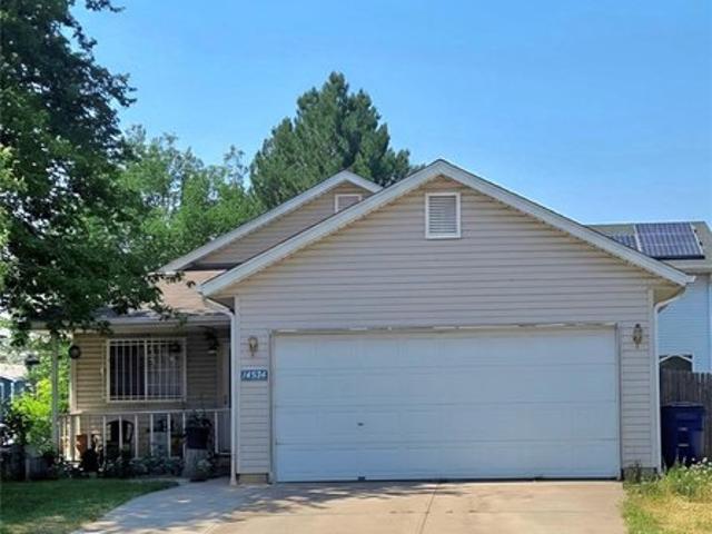 House for sale in Montbello, Denver