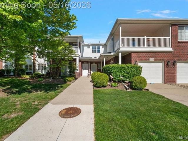 Condo for sale in Sterling Heights, Michigan