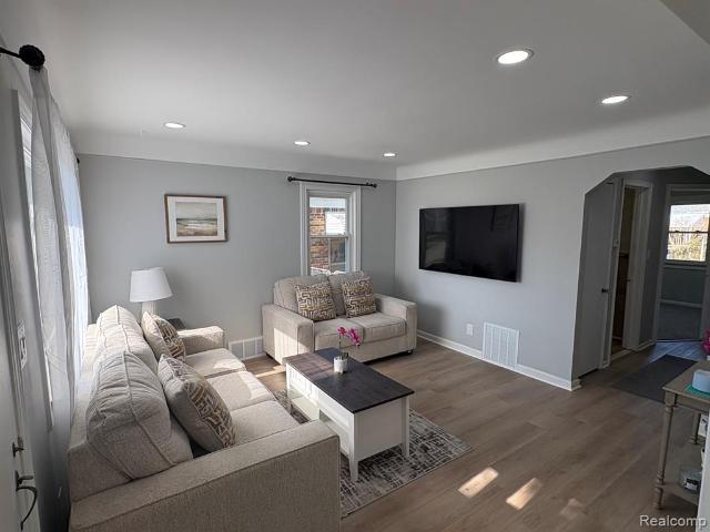 House for sale in Allen Avenue Park Subdivision, Allen Park