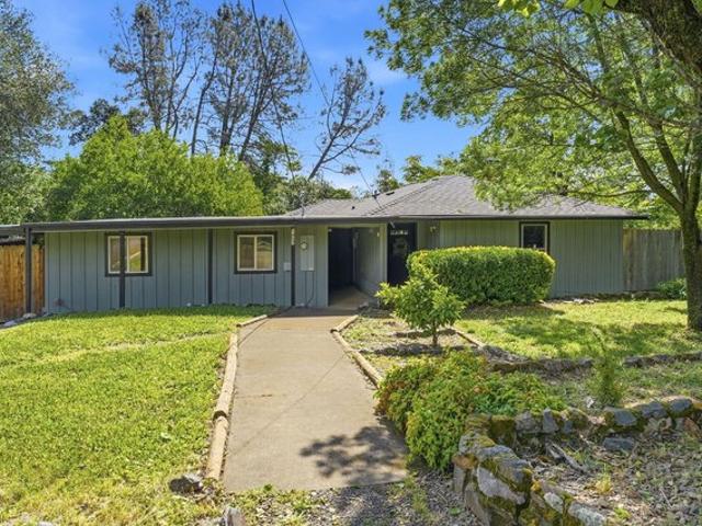 House for sale in Shasta, California