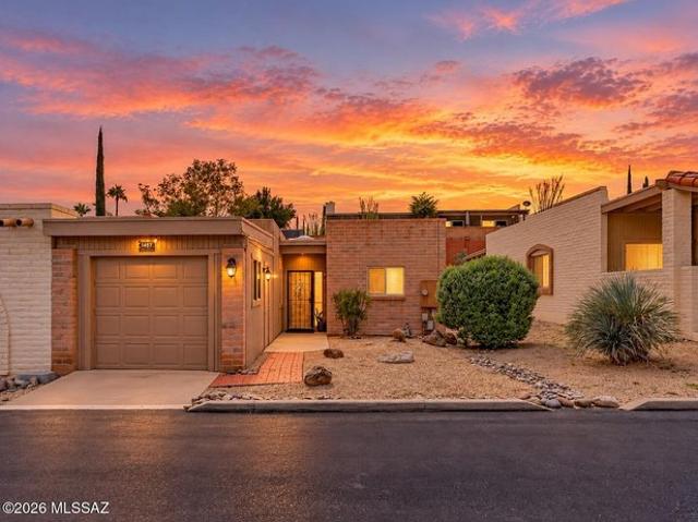 Townhouse for sale in Green Valley, Pima County