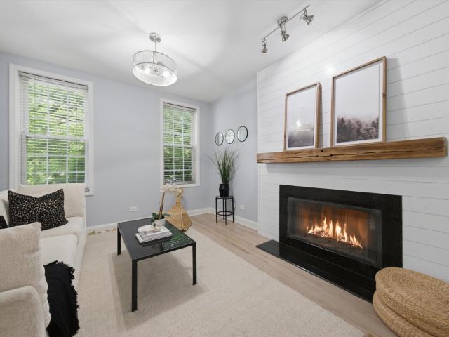 Condo for sale in Chicago Park, Illinois