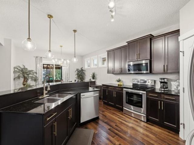 House for sale in Windermere Neighbourhood, Edmonton