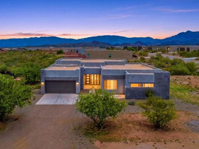House for sale in Vail, Arizona