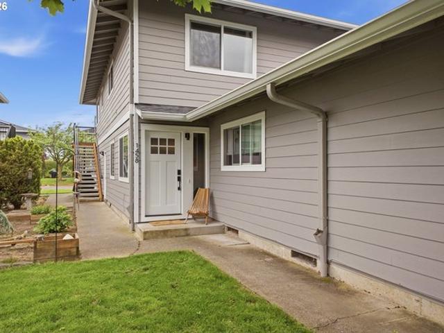 Condo for sale in Oregonia