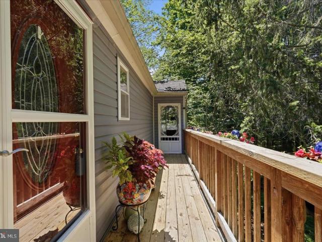 House for sale in Lake Ariel, Pennsylvania